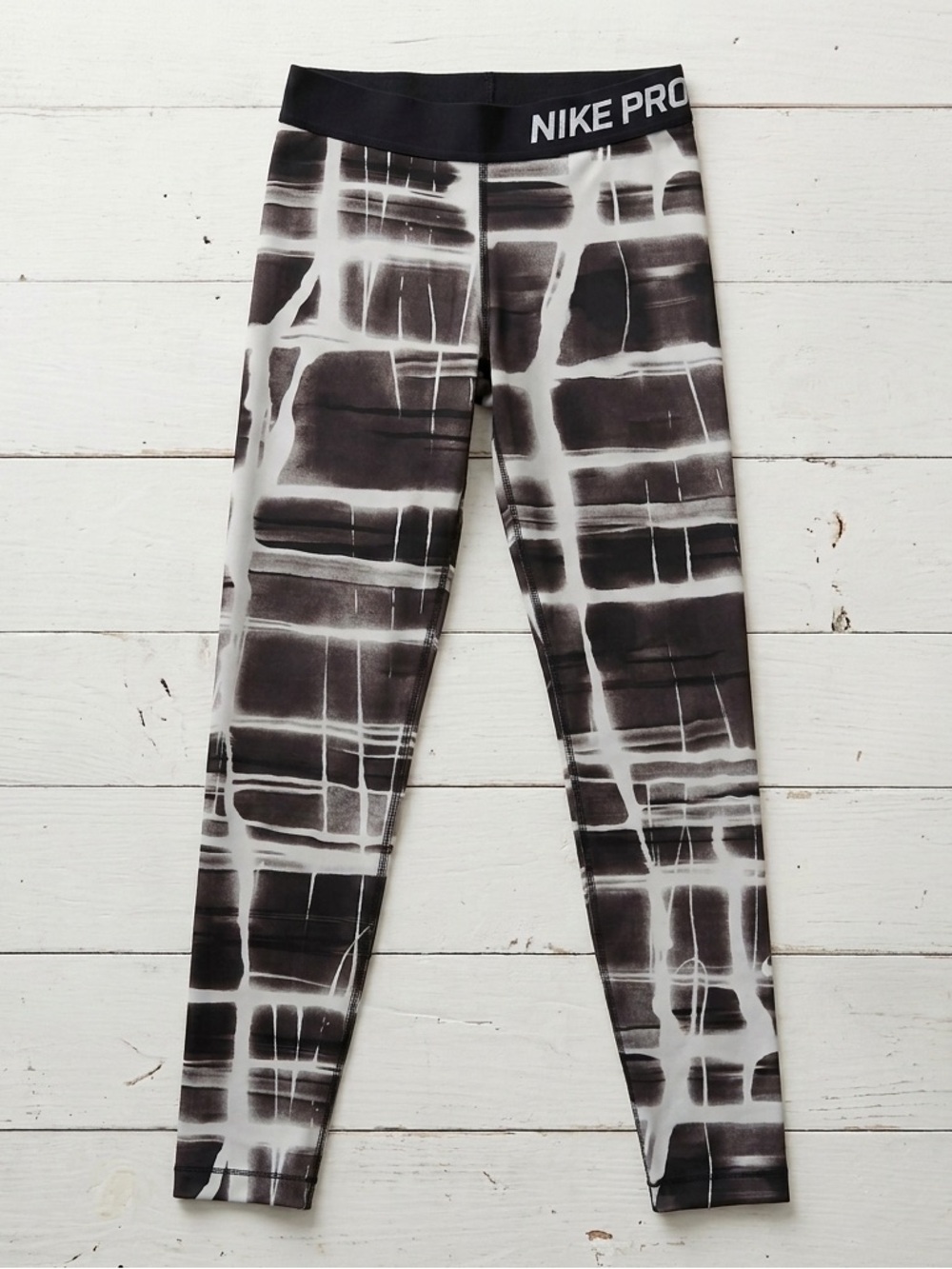 Nike Pro Women's Geometric Dri-Fit Leggings Small Black Brown White Yoga Pants